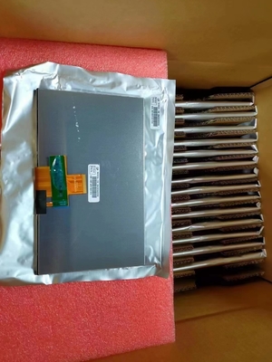 8 дюймовый автомобильный LCD дисплей высокая яркость 500 Cd/M2 1024*600 пикселей NJ080IA-10D 40 Pin 3.3V 148PPI