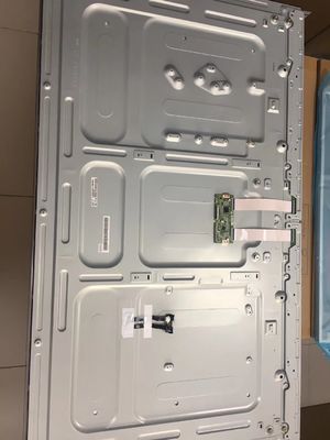 Хорошая цена. 55 дюймов 3840*2160 пикселей высокое разрешение LCD монитор с 500cd/m2 яркость для профессиональных дисплеев онлайн